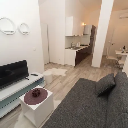 Apartment Mia
